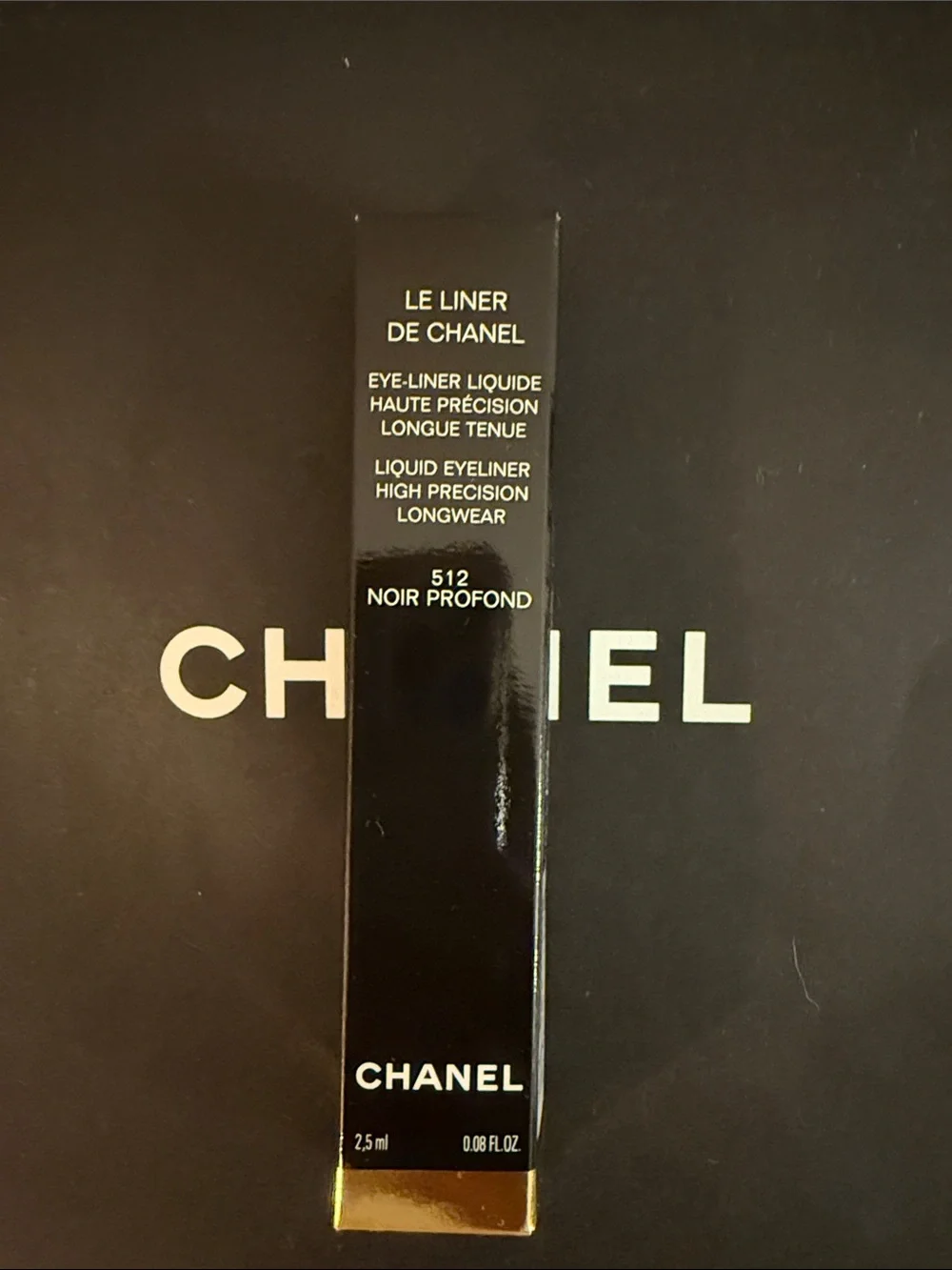 CHANEL Liquid Eyeliner In Noir Profond.
